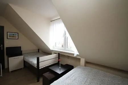 Ubytování v soukromí Ekonomiczne- Male Goscinne Dask *